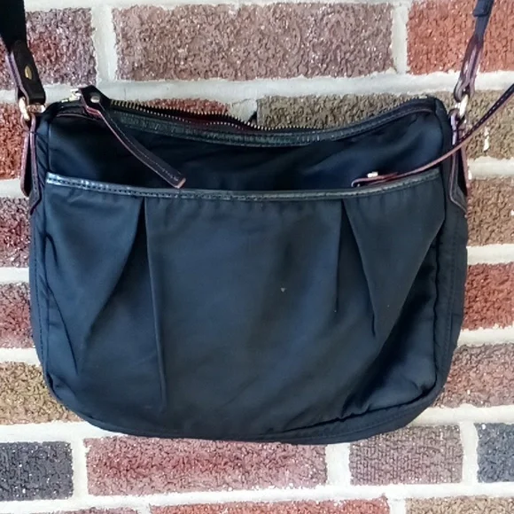 MZ Wallace crossbody or shoulder bag, leather trim red satin inner  liner - Picture 7 of 10